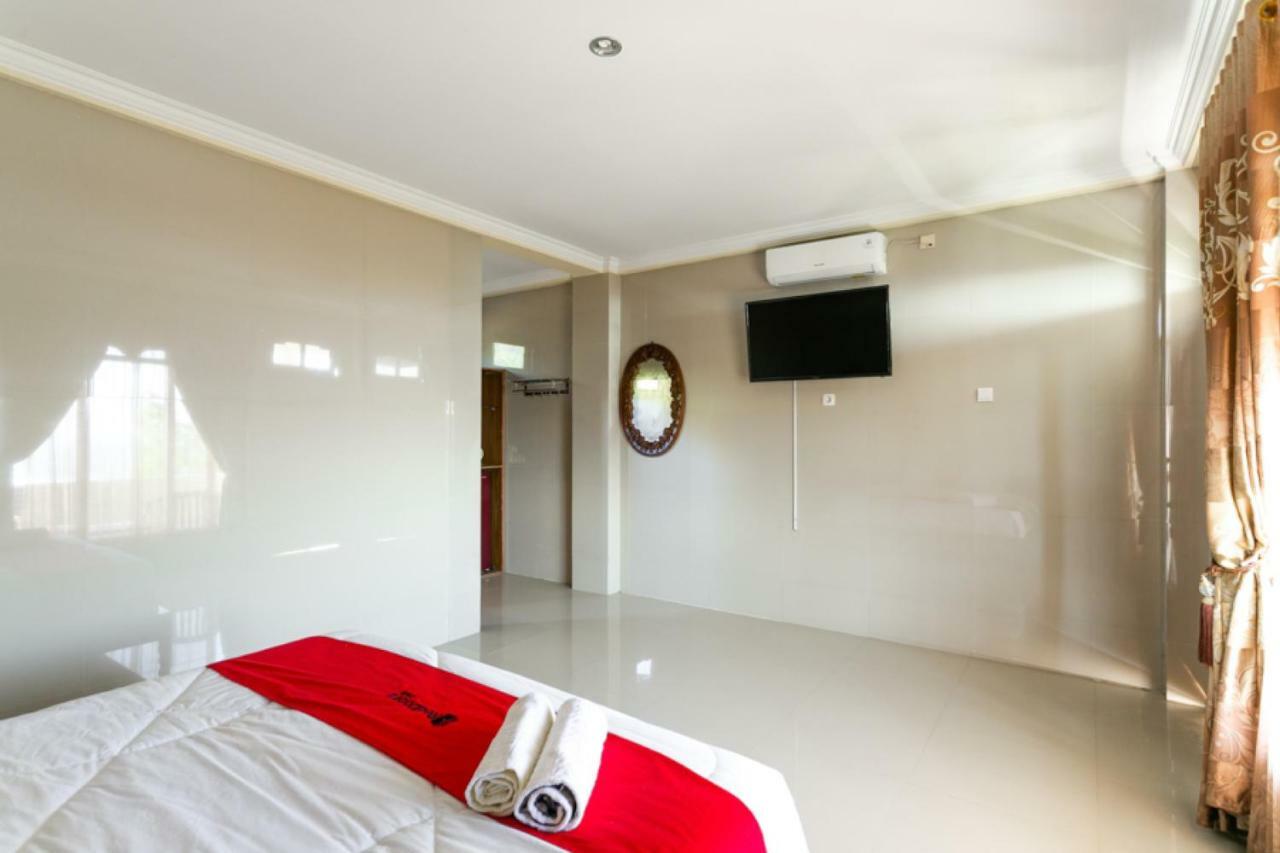 Reddoorz Near Parangtritis Beach Esterno foto