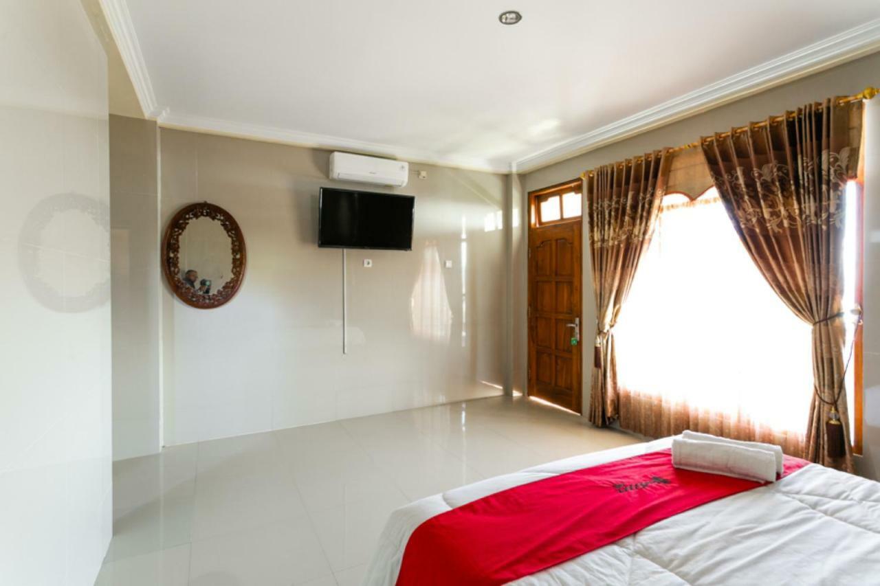 Reddoorz Near Parangtritis Beach Esterno foto